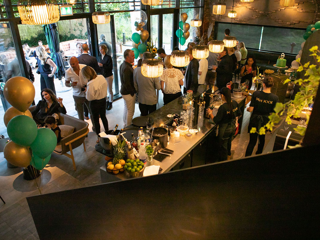 Kleine feestzaal huren